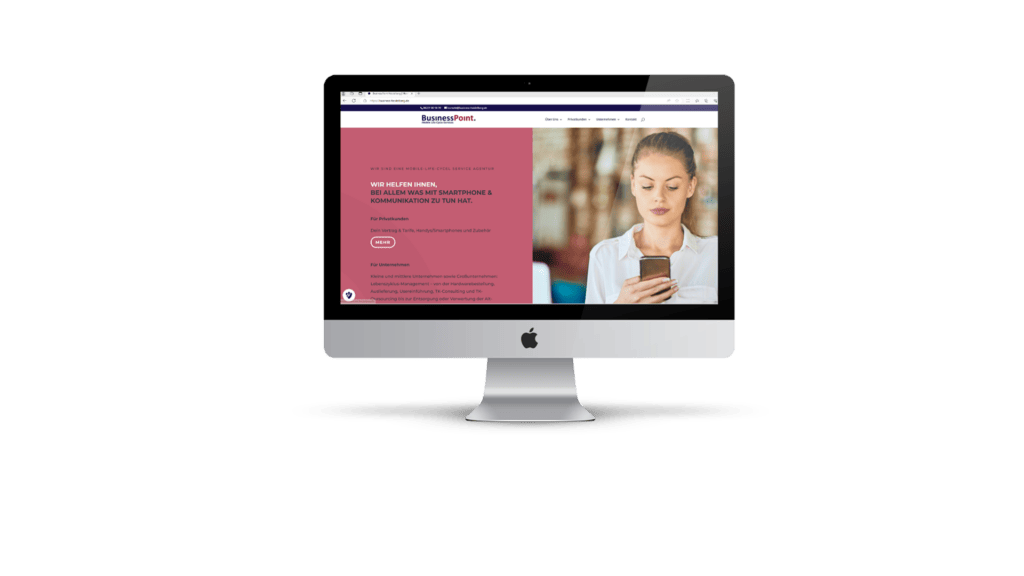 Eine fesselnde Website, die das Gesicht einer professionell gestalteten Frau auf ihrem Computerbildschirm anzeigt, es zeigt einen Kunden für den eine Website erstellt wurde.