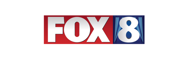 Das Bild zeigt das FOX 8-Logo, mit "FOX" in fetten weißen Buchstaben auf rotem Hintergrund und der Zahl "8" in Weiß auf blauem Hintergrund.